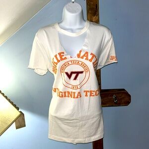 🧡🤍🖤VT VS Pink XS Hokies Tee🖤🤍🧡